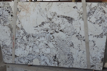 Delicatus Gold Granite